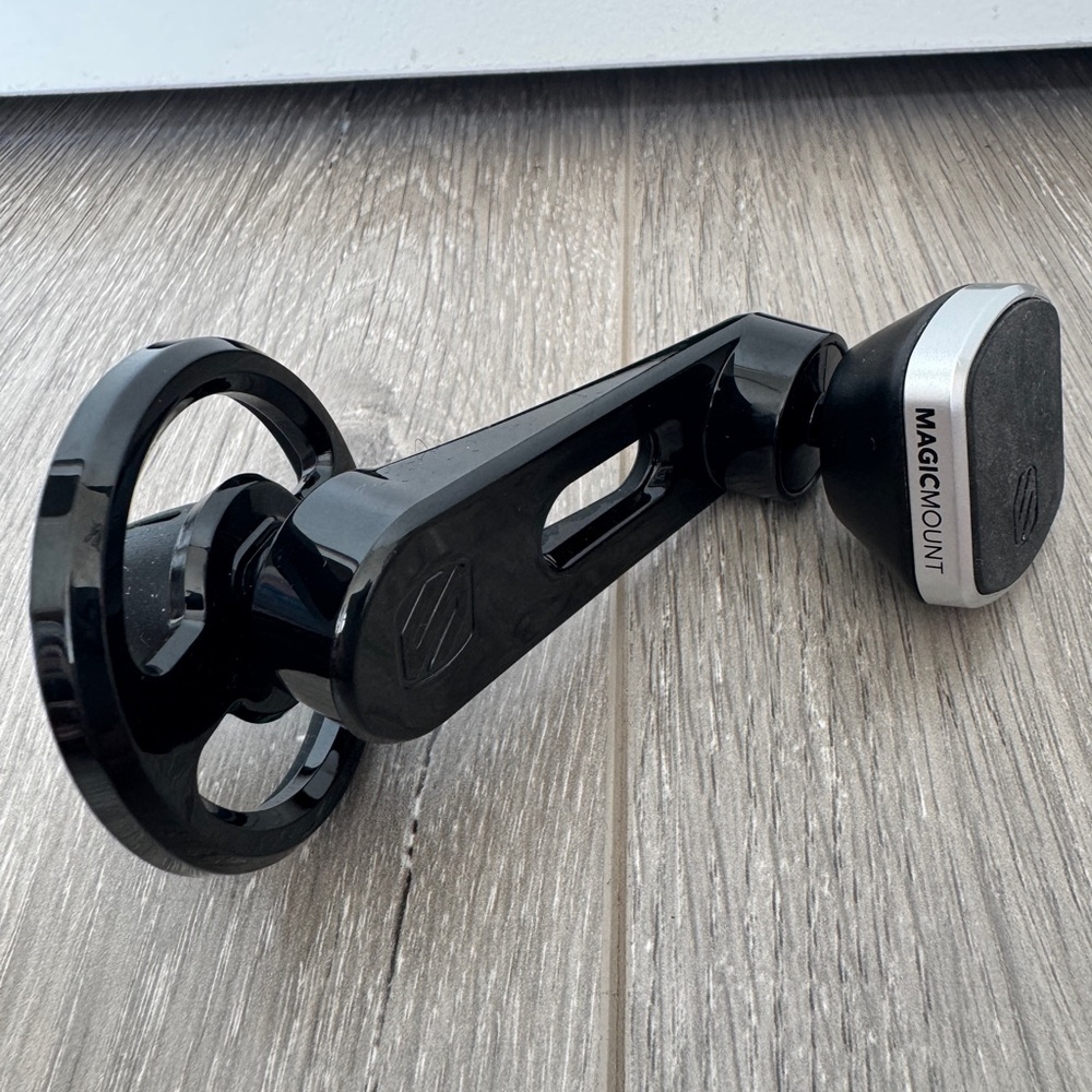 Black and Silver Phone Holder - Picture 3 of 4